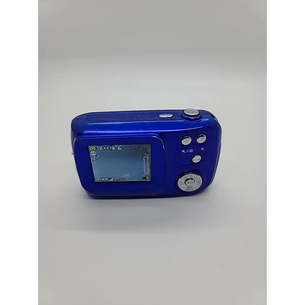 Vivitar ViviCam S126 Compact Digital Camera Blue Point and Shoot Tested